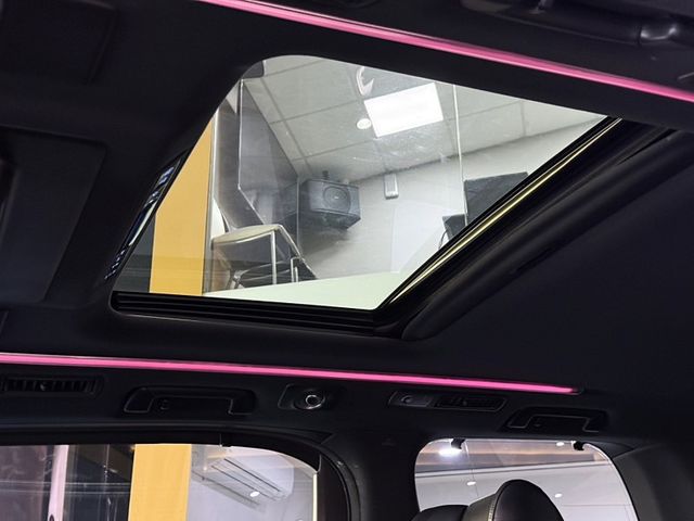 Toyota ALPHARD  第12張相片