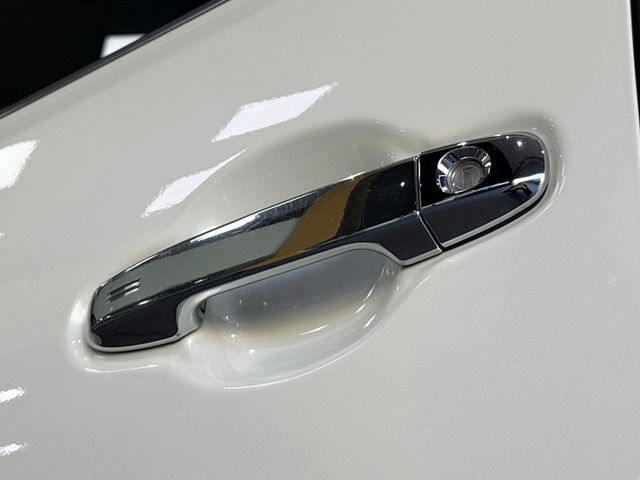 Toyota ALPHARD  第23張相片