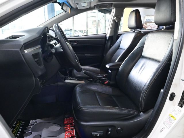 Toyota ALTIS  第3張相片