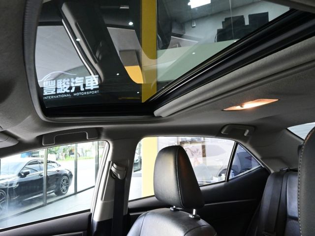 Toyota ALTIS  第5張相片