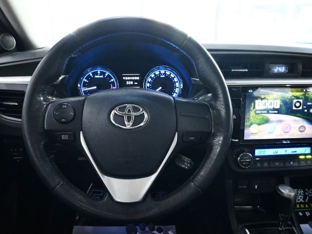 Toyota ALTIS  第8張相片