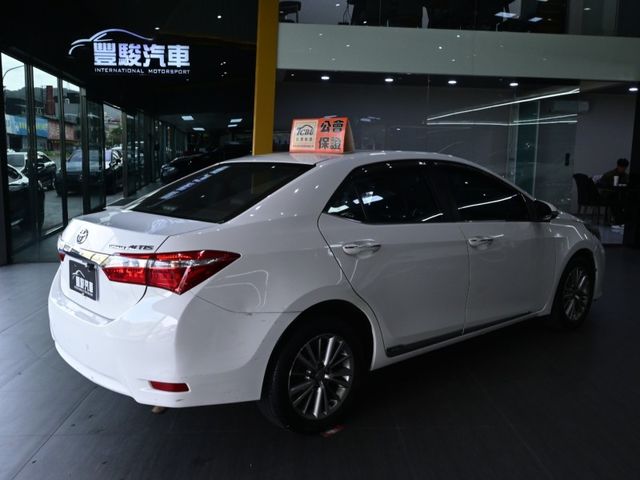Toyota ALTIS  第13張相片