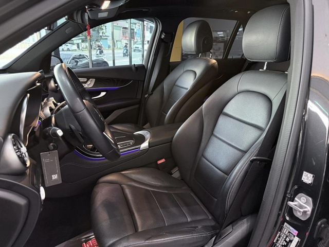 Mercedes-Benz/賓士 GLC300  第9張相片