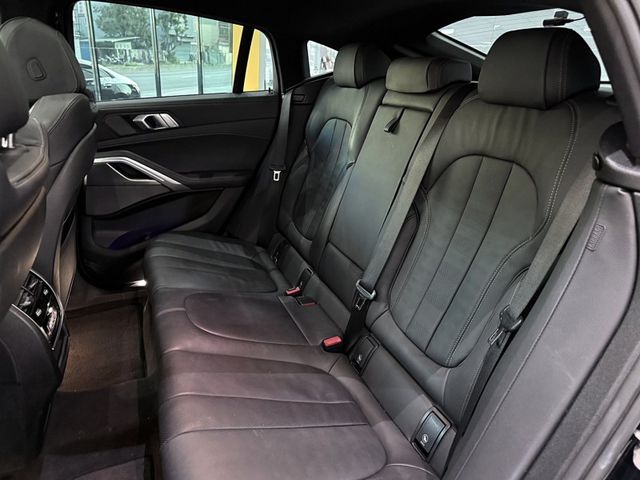 BMW/ 寶馬 X6 SERIES  第12張相片