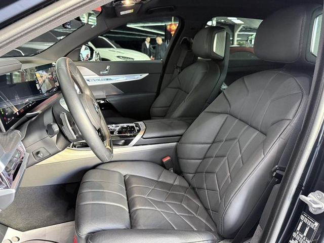 BMW/ 寶馬 735i  第9張相片