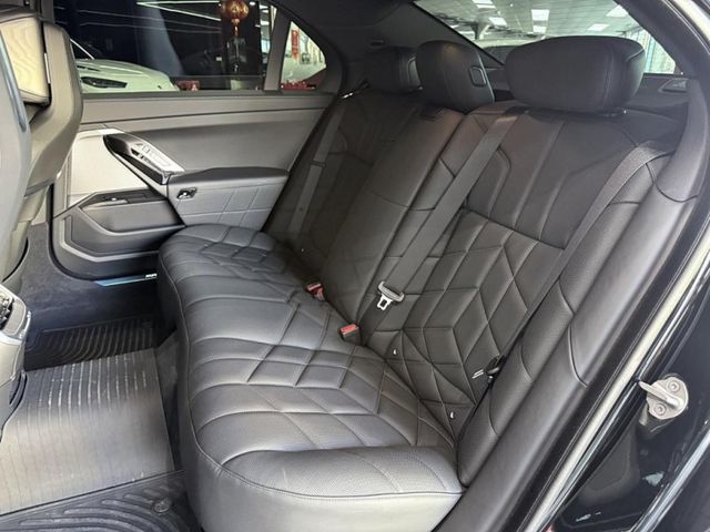 BMW/ 寶馬 735i  第12張相片