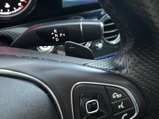 Mercedes-Benz/賓士 E-CLASS  第14張相片