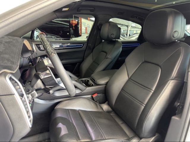 Porsche保時捷 Cayenne   第9張相片