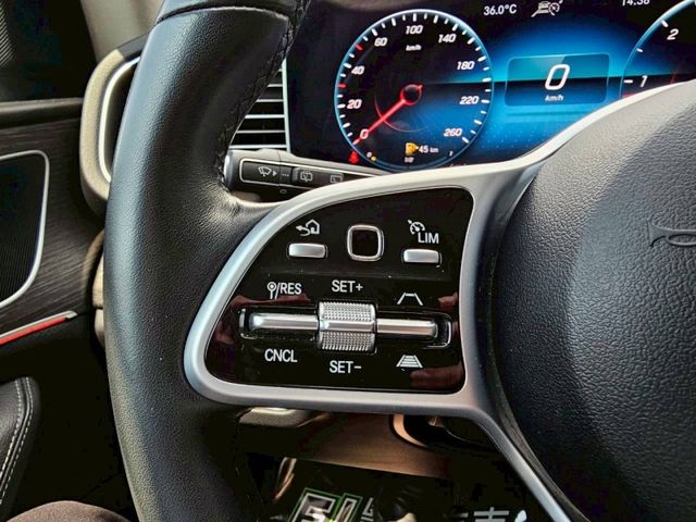 Mercedes-Benz/賓士 GLE300d  第3張相片