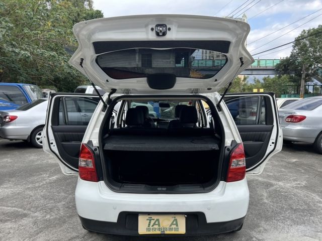 Nissan  Livina  第8張相片