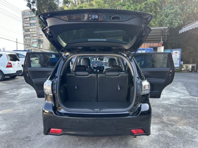 Toyota  Wish ~TACA優良車商~*(小林汽車)* 正2014年 TOYOTA WISH 豐田 威曲 2.0 E-HI 3代 黑色 I-KEY 安卓 七  第8張相片