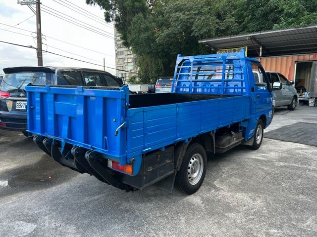 Mitsubishi  Delica  第2張相片