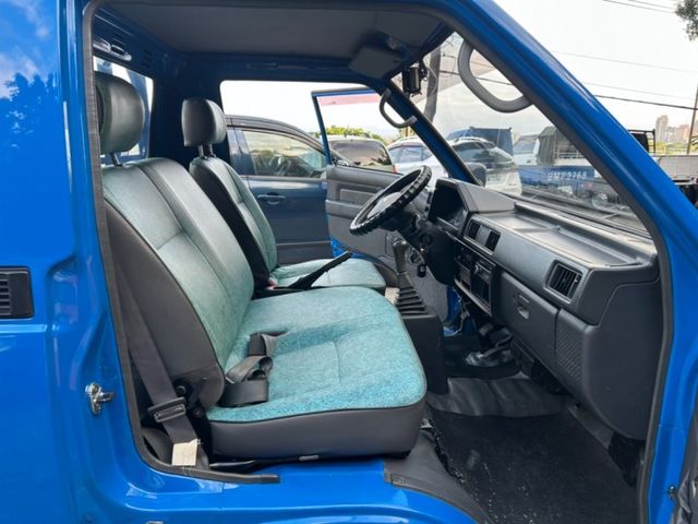 Mitsubishi  Delica  第3張相片