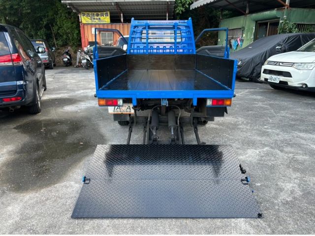 Mitsubishi  Delica  第11張相片