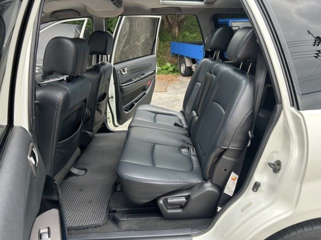 Mitsubishi  Savrin ~TACA優良車商~*(小林汽車)* 正2012年 僅跑11萬 MITSUBISHI SAVRIN 三菱 幸福力 2.4 白色 七人座 天窗 DVD 旅  第5張相片