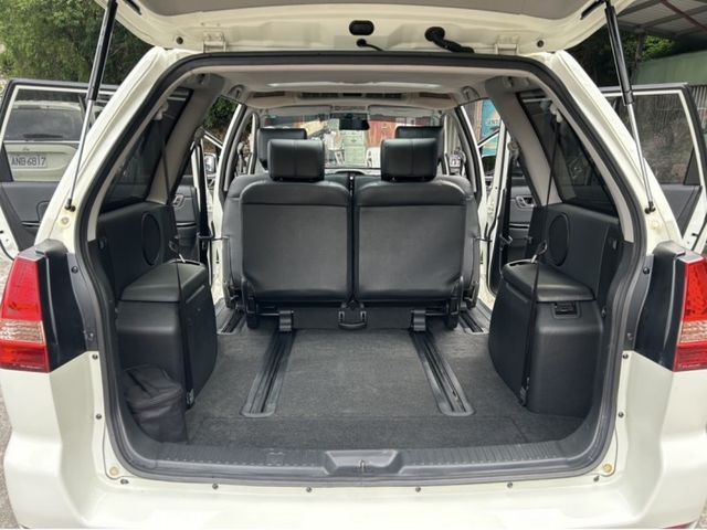 Mitsubishi  Savrin ~TACA優良車商~*(小林汽車)* 正2012年 僅跑11萬 MITSUBISHI SAVRIN 三菱 幸福力 2.4 白色 七人座 天窗 DVD 旅  第10張相片