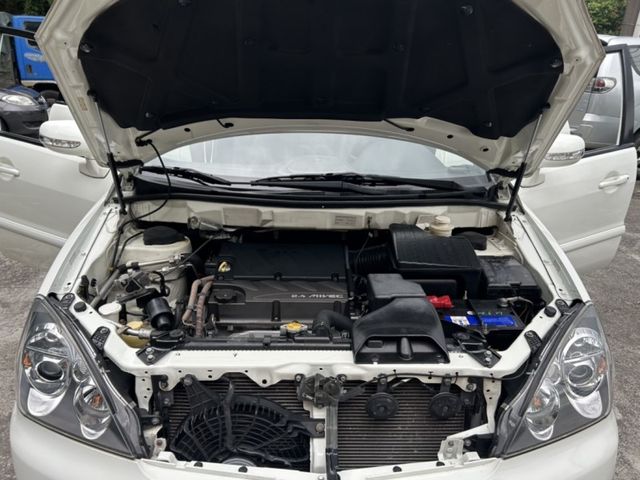 Mitsubishi  Savrin ~TACA優良車商~*(小林汽車)* 正2012年 僅跑11萬 MITSUBISHI SAVRIN 三菱 幸福力 2.4 白色 七人座 天窗 DVD 旅  第11張相片