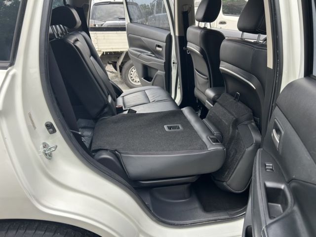 Mitsubishi  Outlander  第7張相片