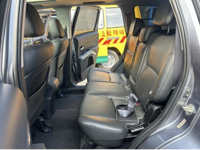 Mitsubishi  Outlander ~TACA優良車商~*(小林汽車)* 正2008年 MITSUBISHI OUTLANDER 三菱 奧蘭德 2.4 灰色   第5張相片