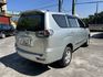 Mitsubishi  Zinger ~TACA優良車商~*(小林汽車)* 正2011年 僅跑11萬 MITSUBISHI ZINGER 三菱 勁哥 2.4 銀色 後出風口 S  第2張縮圖