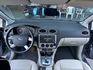 Ford/福特  Focus ~TACA優良車商~*(小林汽車)* 正2007年 FORD FOCUS 福特 佛卡斯 1.8 汽油 灰色 四門 手  第6張縮圖