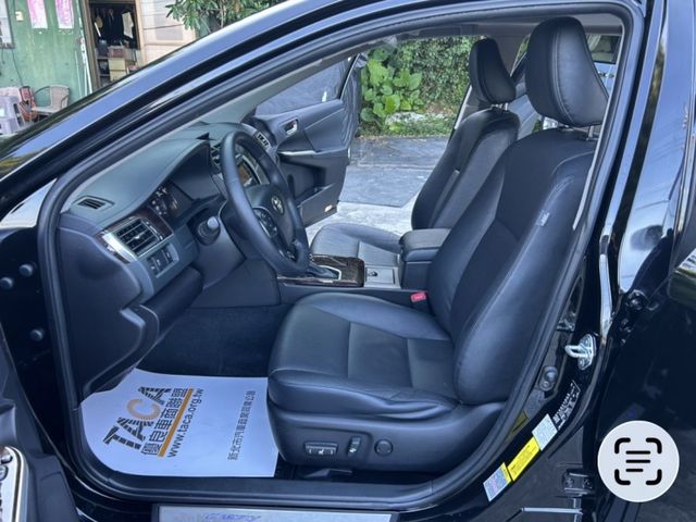 Toyota  Camry  第4張相片