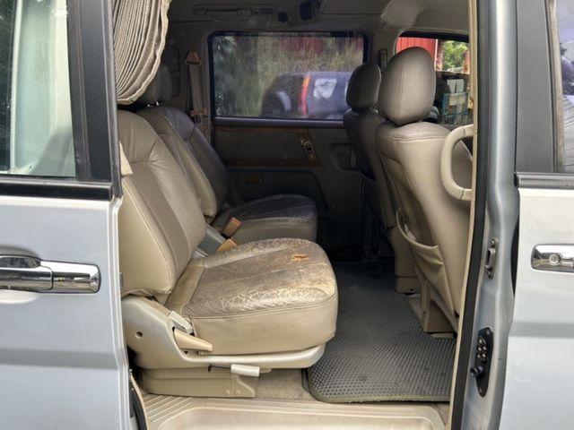 Nissan  Serena QRV ~TACA優良車商~*(小林汽車)* 正2002年 僅跑14萬 日產 NISSAN QRV 2.0 銀色 七人座 後出  第7張相片