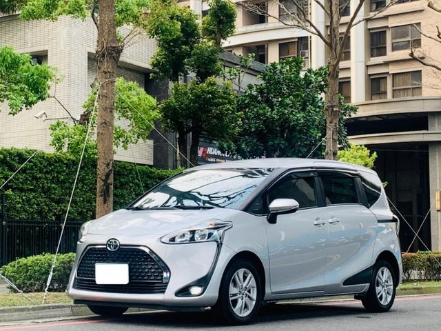 Toyota  SIENTA  第1張相片
