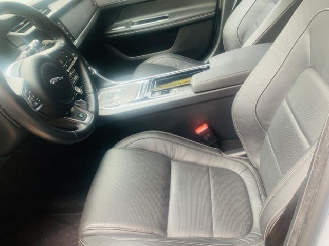 Jaguar  X-Type  第7張相片
