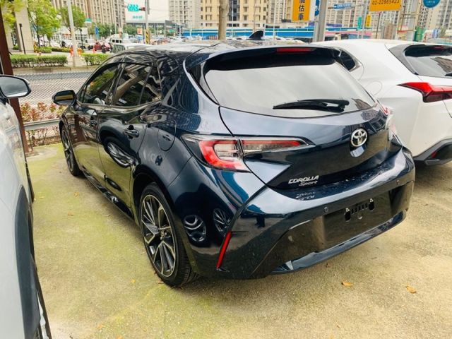 Toyota  Auris  第5張相片