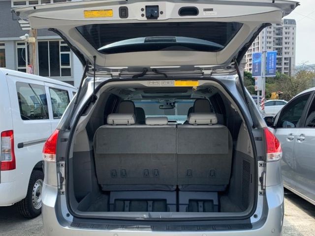 Toyota  SIENTA  第13張相片