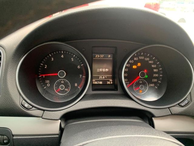 Volkswagen 福斯  Golf  第6張相片
