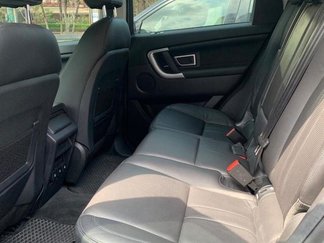 Land Rover  Discovery  第6張相片