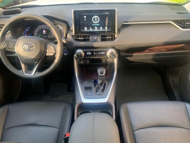 Toyota  RAV4  第9張相片