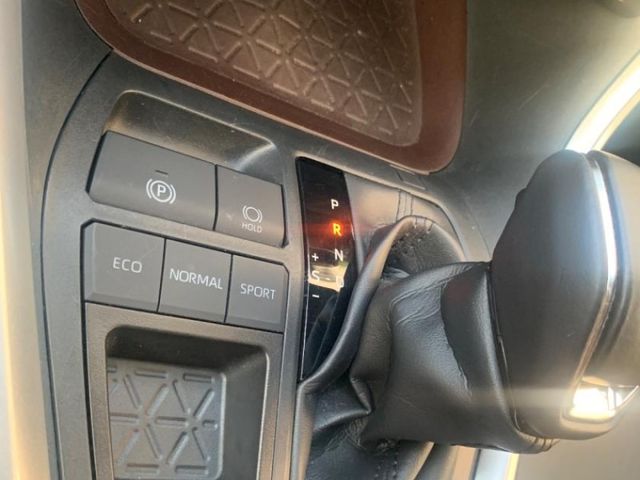 Toyota  RAV4  第12張相片