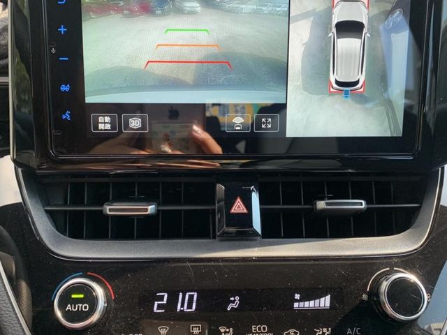 Toyota  Corolla Cross  第15張相片
