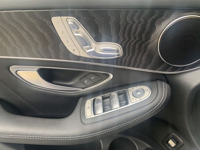 Mercedes-Benz/賓士   GLC-CLASS  GLC250  第16張相片