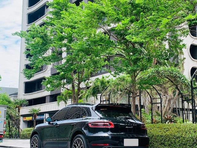 PORSCHE  Macan  第4張相片