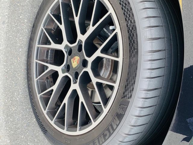 PORSCHE  Macan  第11張相片