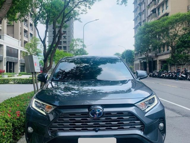 Toyota  RAV4  第2張相片