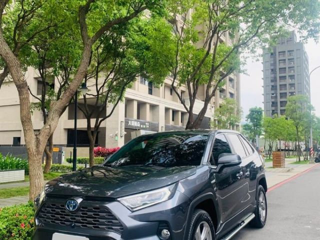 Toyota  RAV4  第3張相片