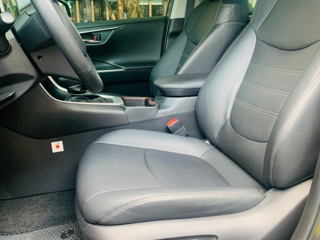 Toyota  RAV4  第9張相片
