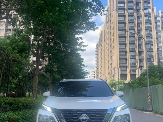 Nissan  X-Trail ????????【稀有釋出】2023年 Nissan X-Trail 旗艦版｜油電客貨兩用 超值配備大滿  第2張相片