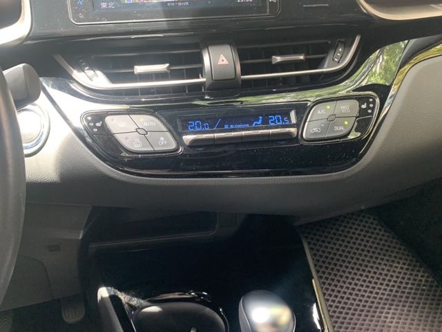 Toyota  C-HR  第8張相片
