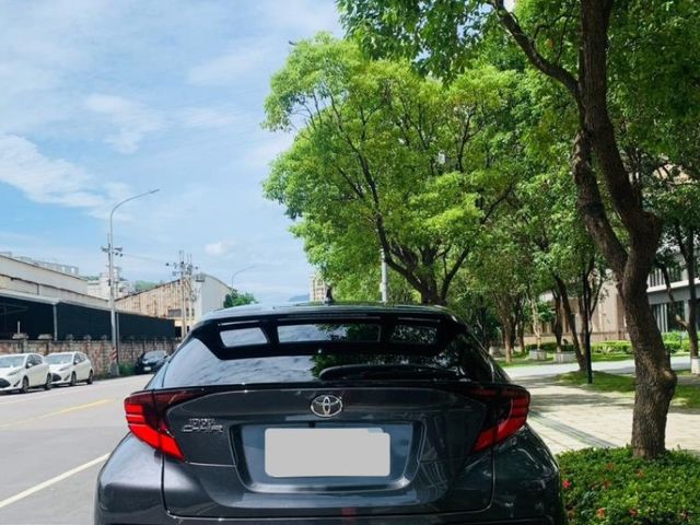 Toyota  C-HR  第10張相片