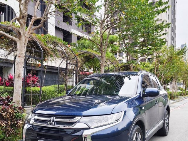 Mitsubishi  Outlander  第3張相片