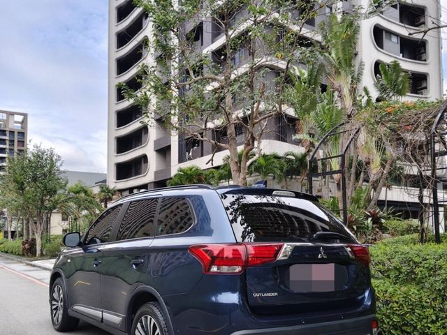 Mitsubishi  Outlander  第5張相片