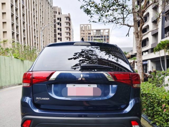 Mitsubishi  Outlander  第7張相片