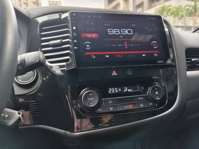 Mitsubishi  Outlander  第16張相片