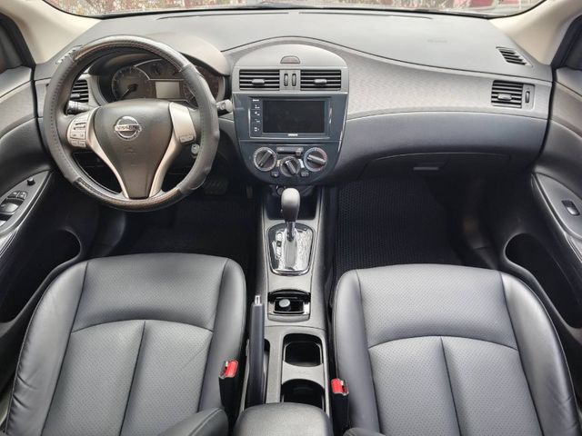 Nissan  Tiida  第5張相片
